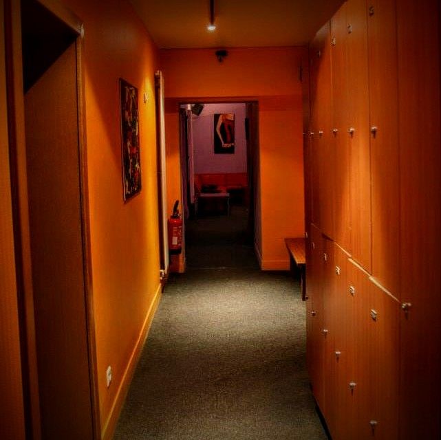 Sauna Club Provence - Swinger Club in Paris, France