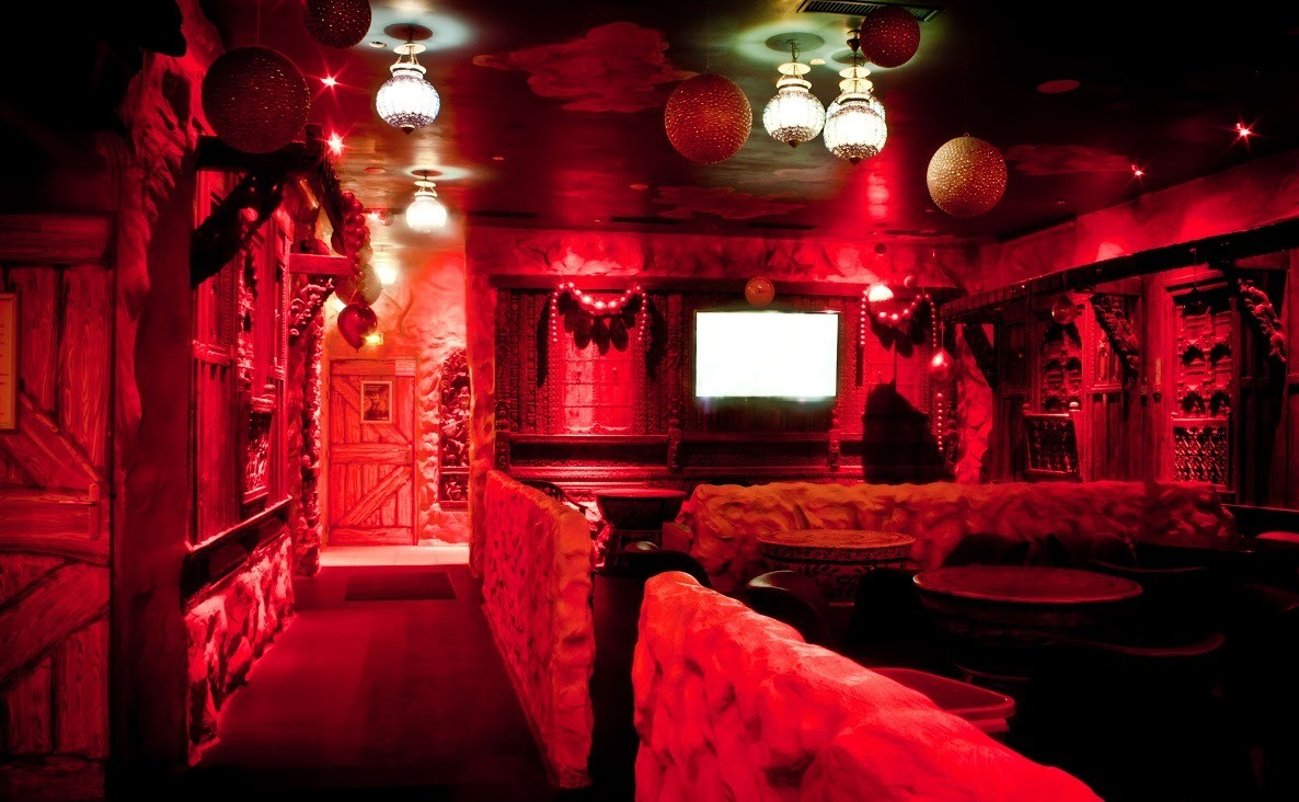 Star City - Swinger Club in Paris, France