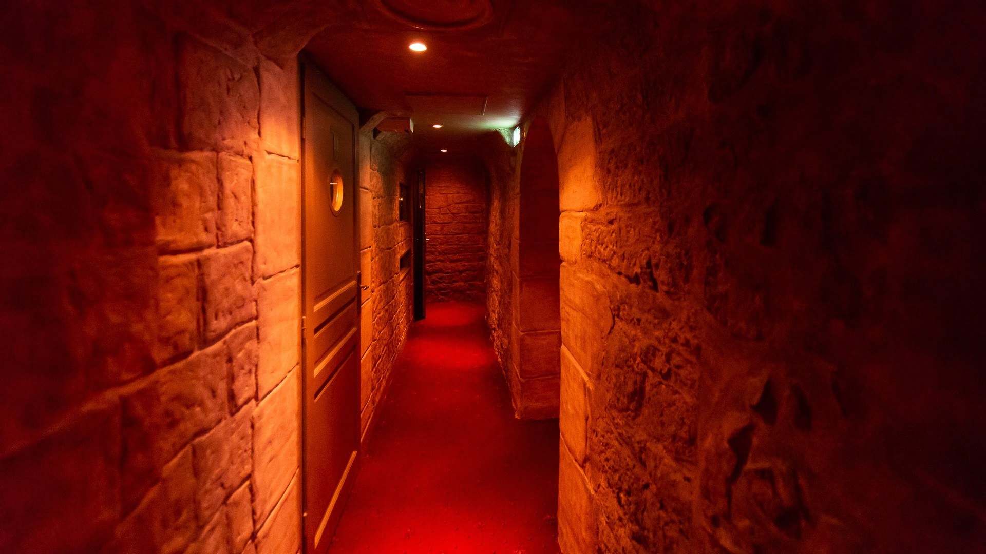 Taken Club - Swinger Club in Paris, France