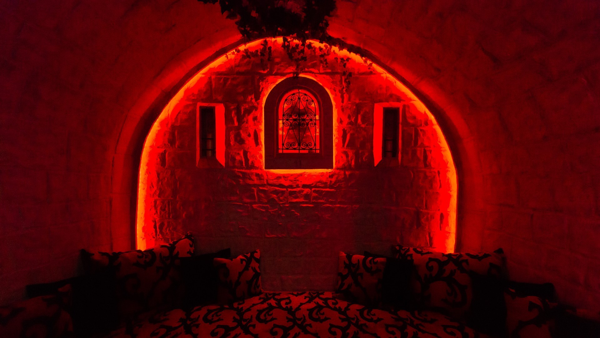Taken Club - Swinger Club in Paris, France
