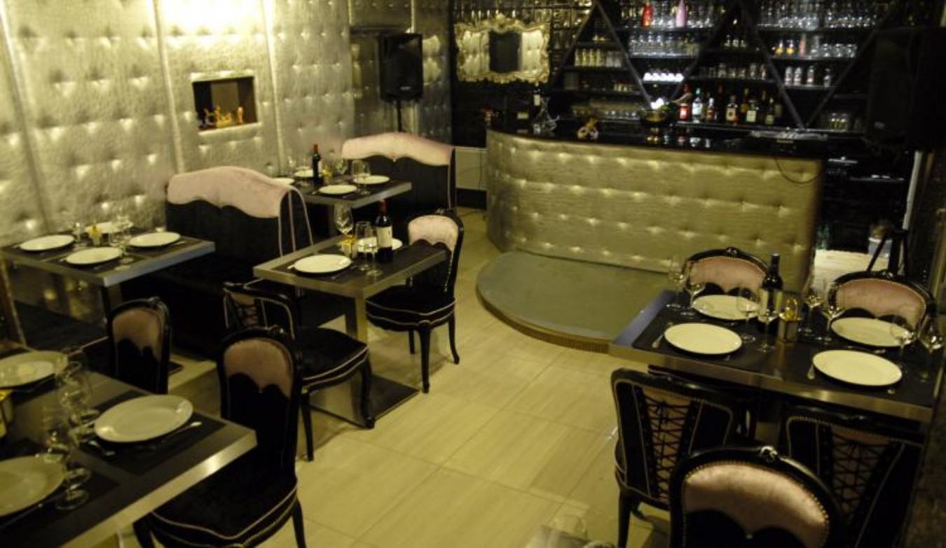 Le Liberty Station - Swinger Club in Prinquiau, France