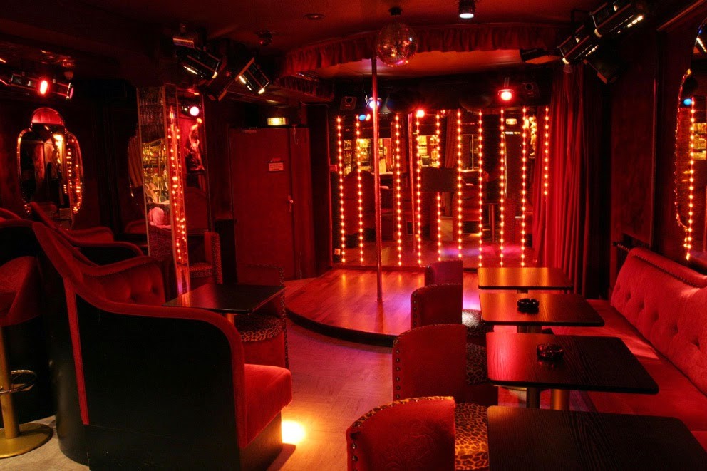 Ile De Rhôdes - Nightclub in Rennes, France