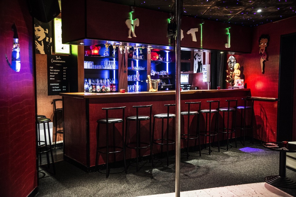 Le Clean - Swinger Club in Riom, France