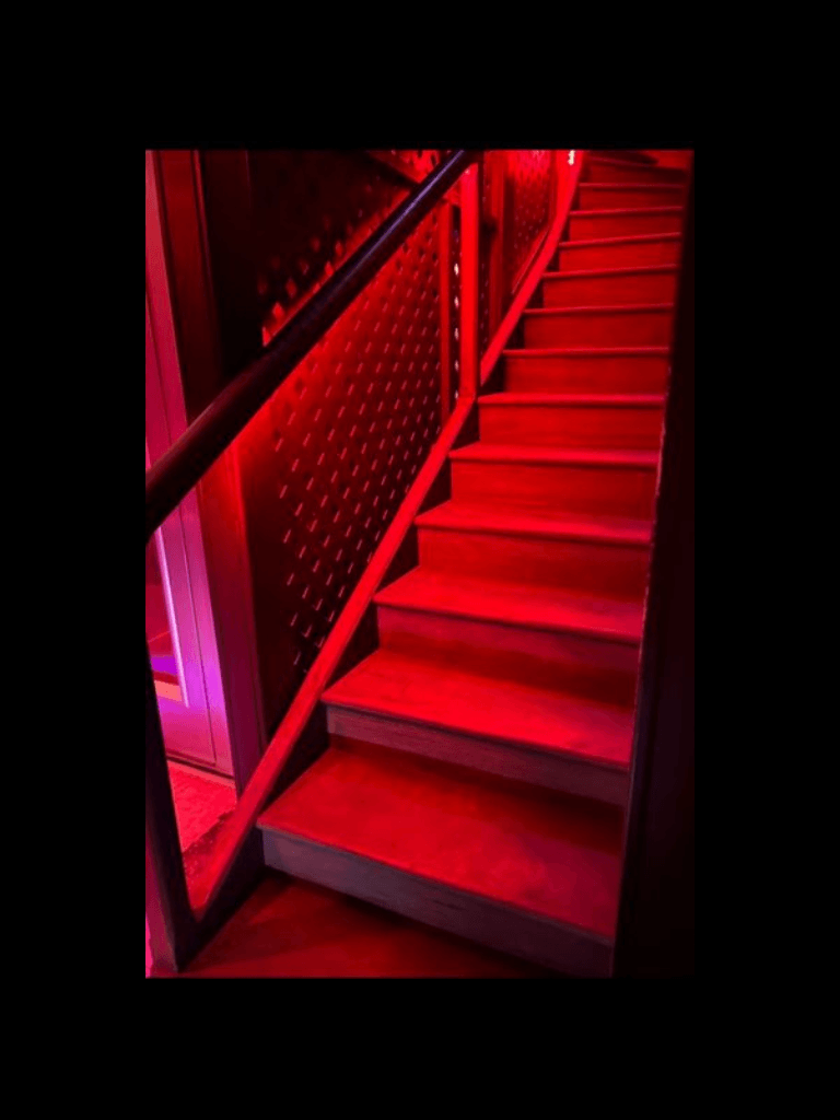 Sauna Club Bubbles - Swinger Club in Saint Denis, France