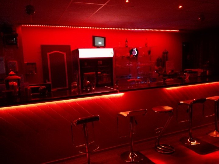 Le Delice - Swinger Club in Saint Laurent Des Vignes, France