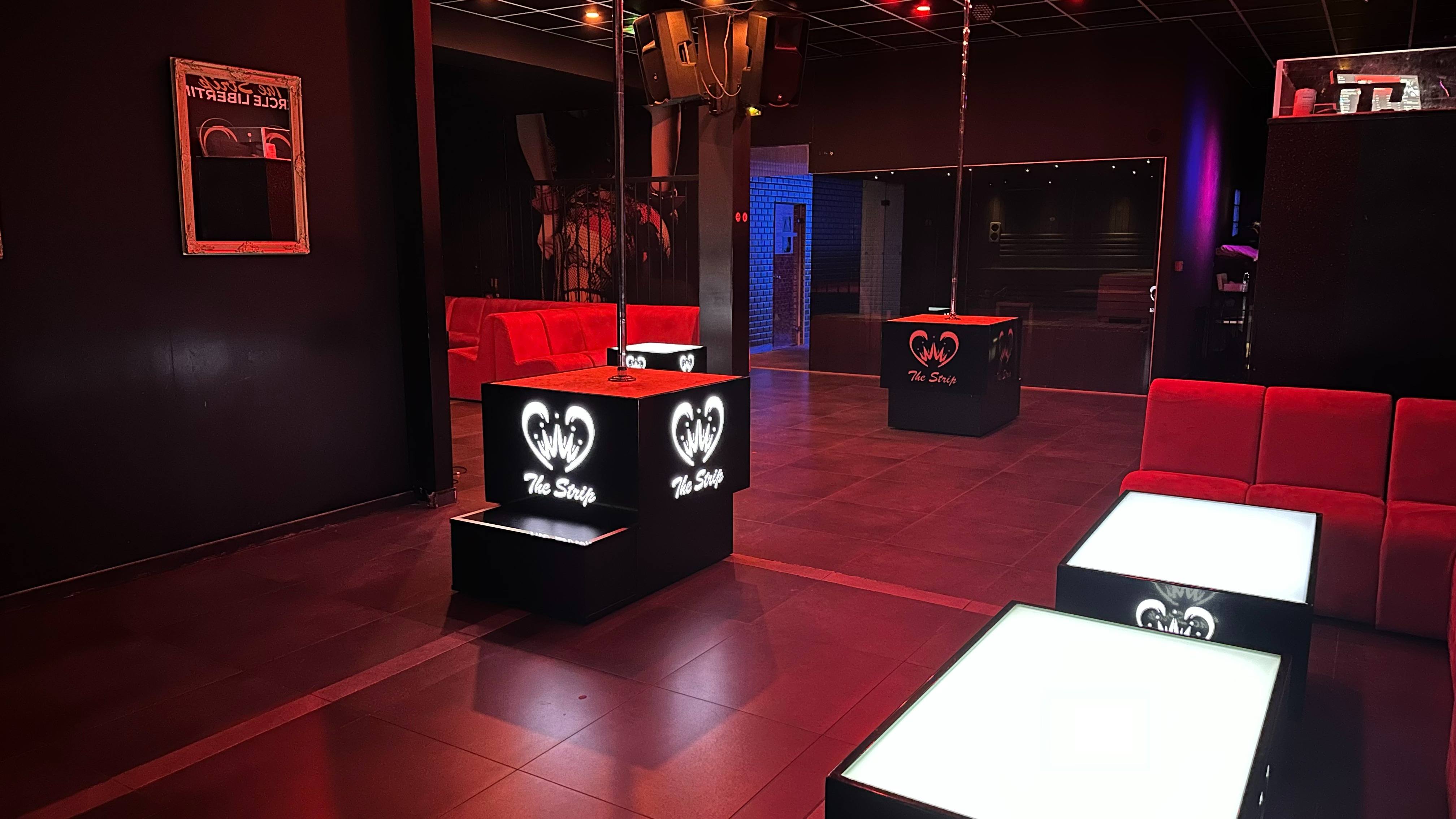 The Strip - Swinger Club in Saint Ouen L Aumone, France