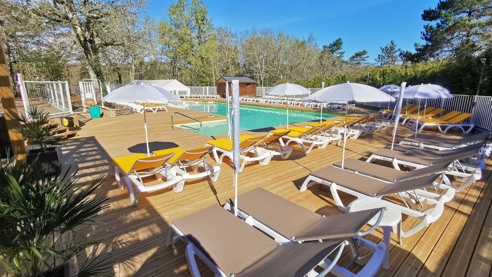 Camping Libertin Le Diamant Noir 4 étoiles - Swinger Club in Sainte Alvere, France