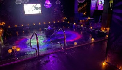 La Plage - Swinger Club in Sauvagnon, France