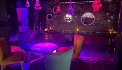 La Plage - Swinger Club in Sauvagnon, France
