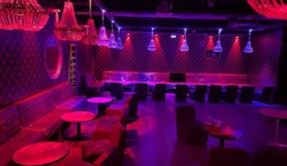La Plage - Swinger Club in Sauvagnon, France