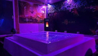 La Plage - Swinger Club in Sauvagnon, France