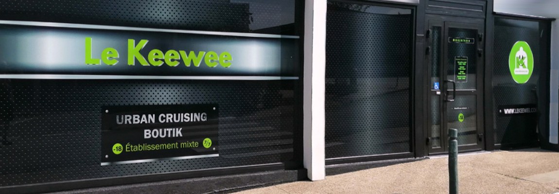 Keewee Séné ( Boutik-cruising-club / Sex-club-mixte ) - Swinger Club in Sene, France