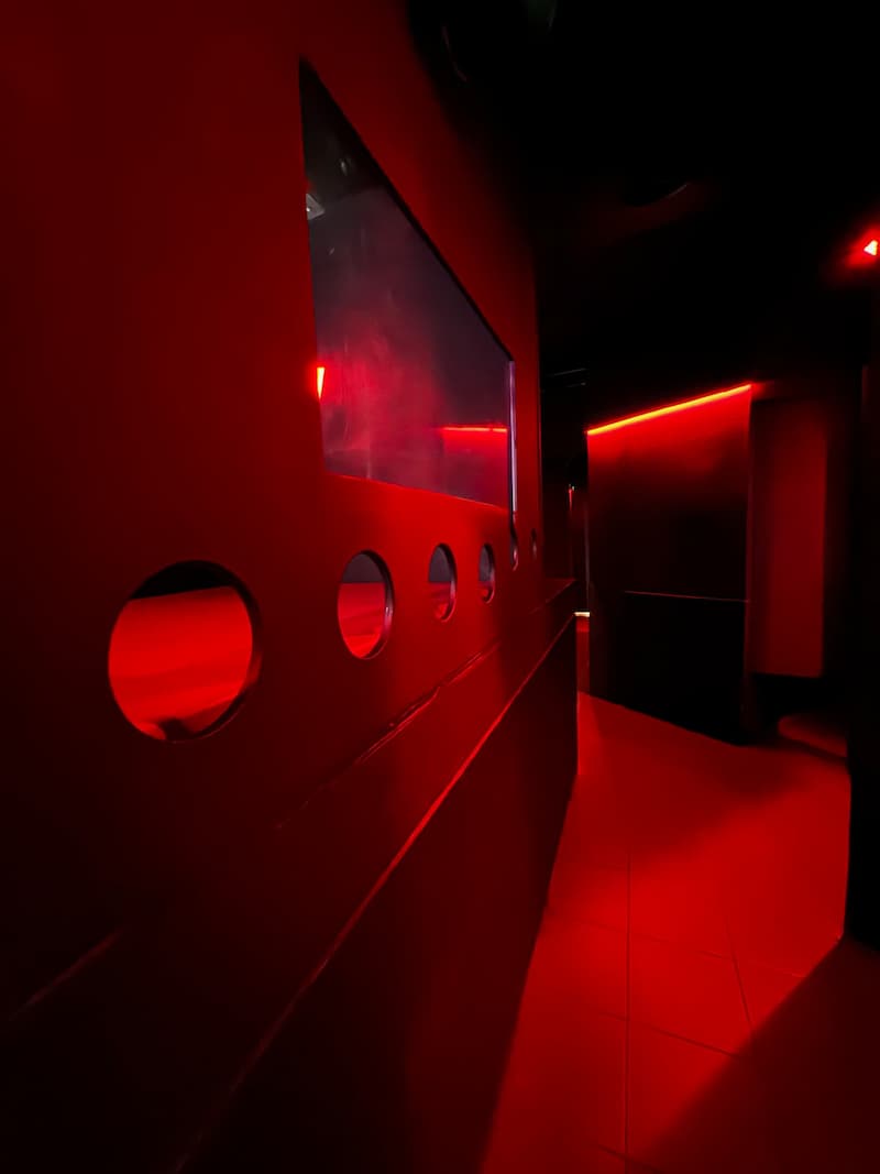 Red Cruising - L'ultime Sex Club - Swinger Club in Toulouse, France