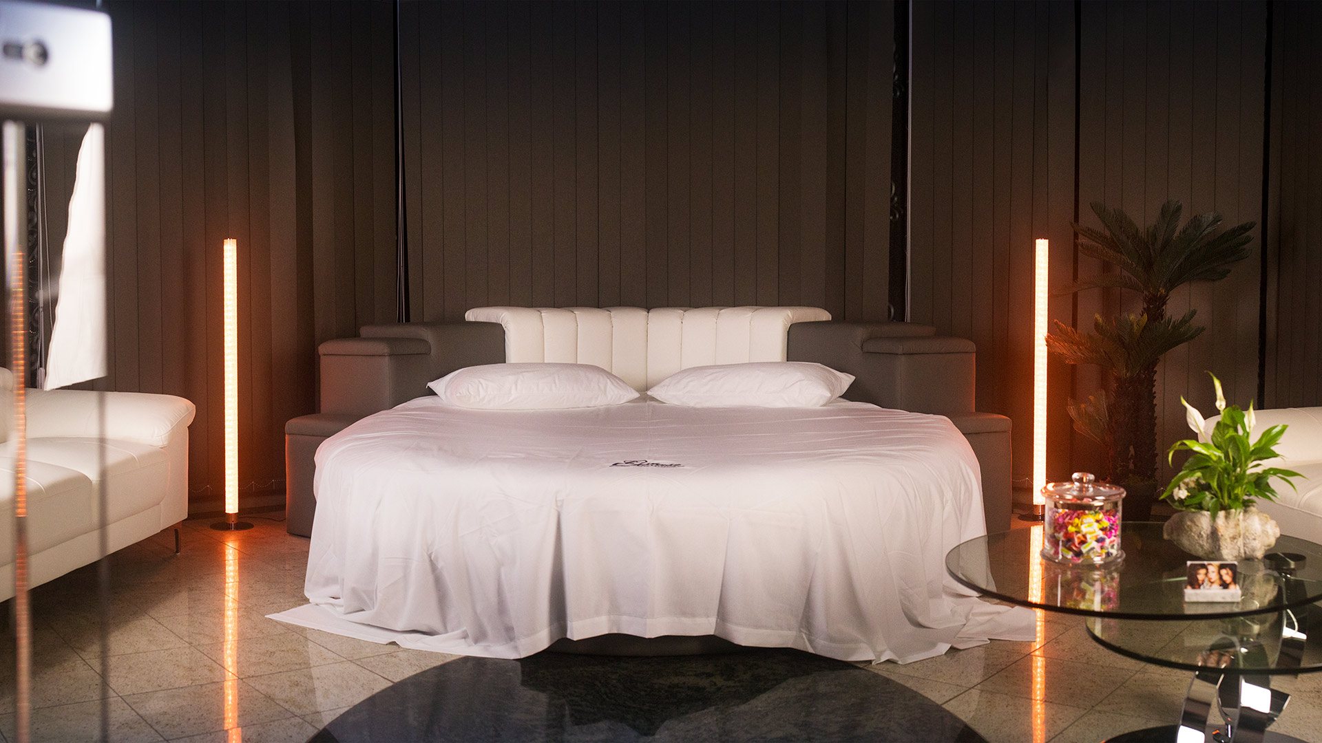 Villa Ekstase - Erotische Massage Ahrensfelde - Erotic Massage in Ahrensfelde, Germany