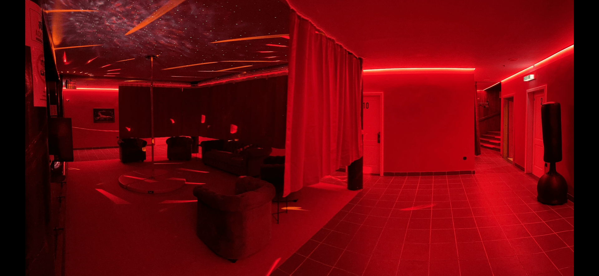 Red Roses Bordell Und Bar - Brothel in Augsburg, Germany