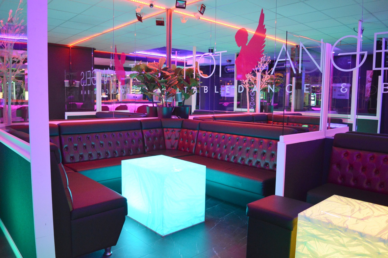 Hot Angels - Tabledance Bar - Nightclub in Bamberg, Germany