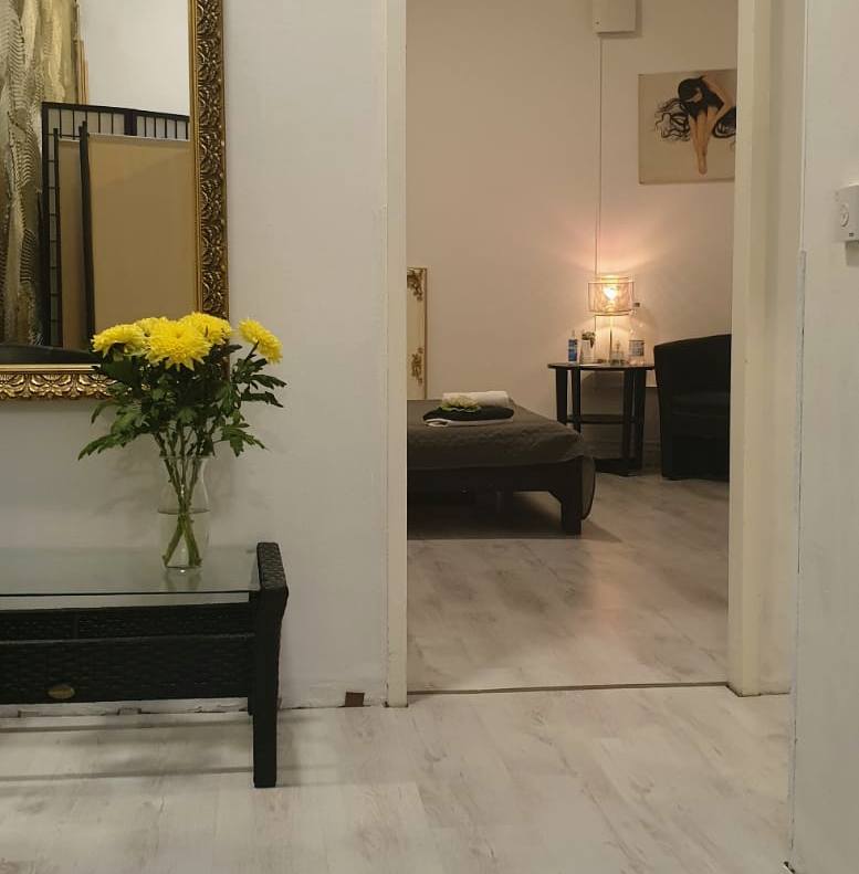 Ameliya -2 Erotische Massage & Wellness - Erotic Massage in Berlin, Germany