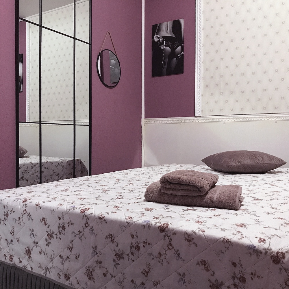 Anabel Massagen - Erotic Massage in Berlin, Germany