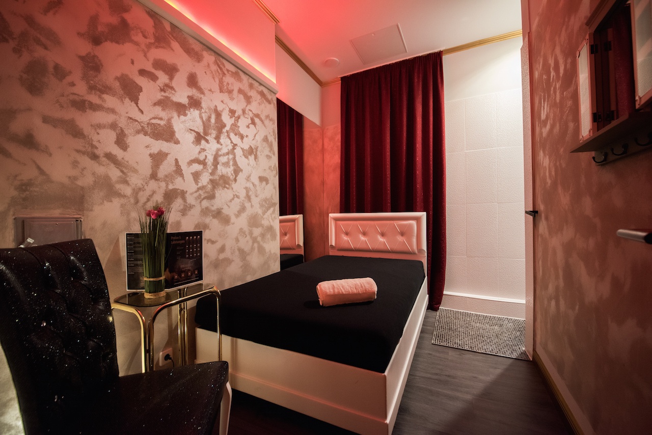 Angelhands Gmbh - Erotic Massage in Berlin, Germany