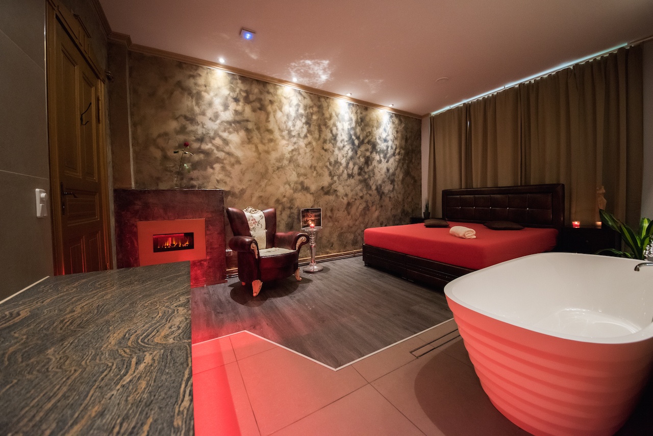 Angelhands Gmbh - Erotic Massage in Berlin, Germany