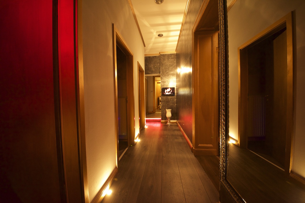 Angelhands Gmbh - Erotic Massage in Berlin, Germany