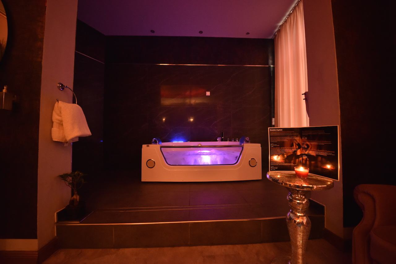 Angelhands Gmbh - Erotic Massage in Berlin, Germany