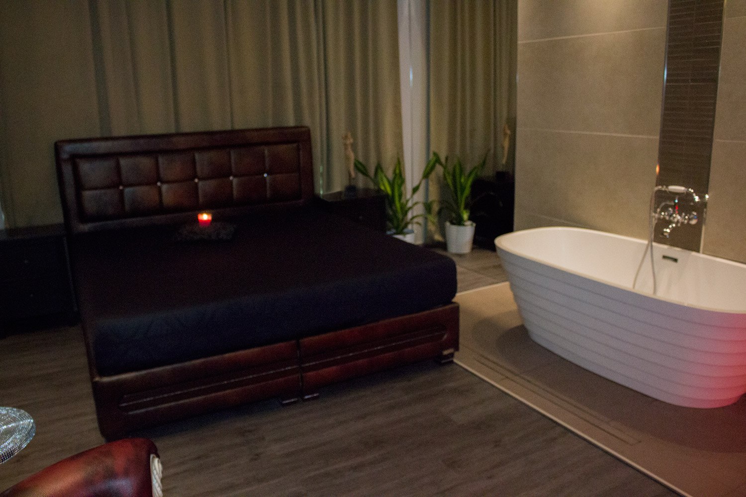 Angelhands Gmbh - Erotic Massage in Berlin, Germany