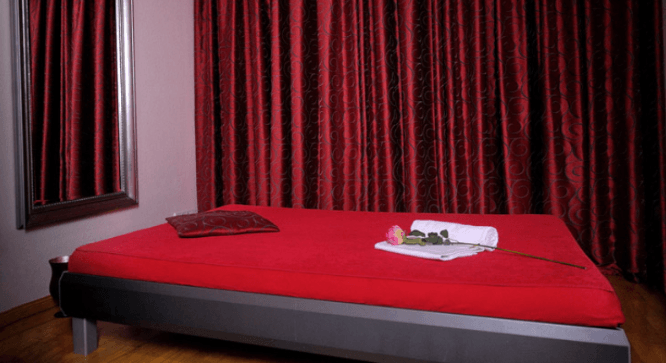 Aphrodite Massagen - Erotic Massage in Berlin, Germany