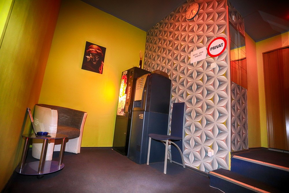 Club Lala - Erotic Massage in Berlin, Germany