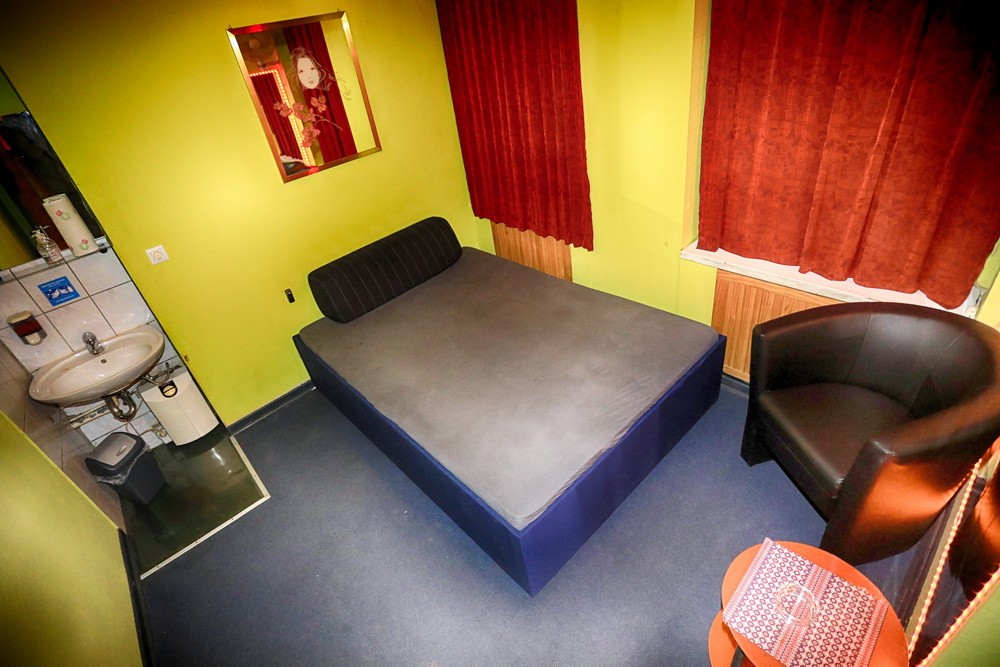 Club Lala - Erotic Massage in Berlin, Germany
