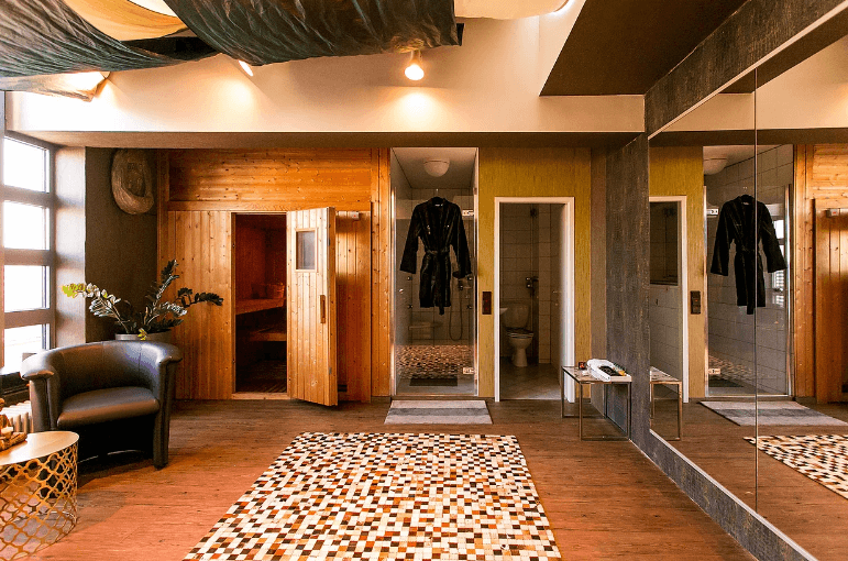 Luxuria Erotic Massages - Erotic Massage in Berlin, Germany