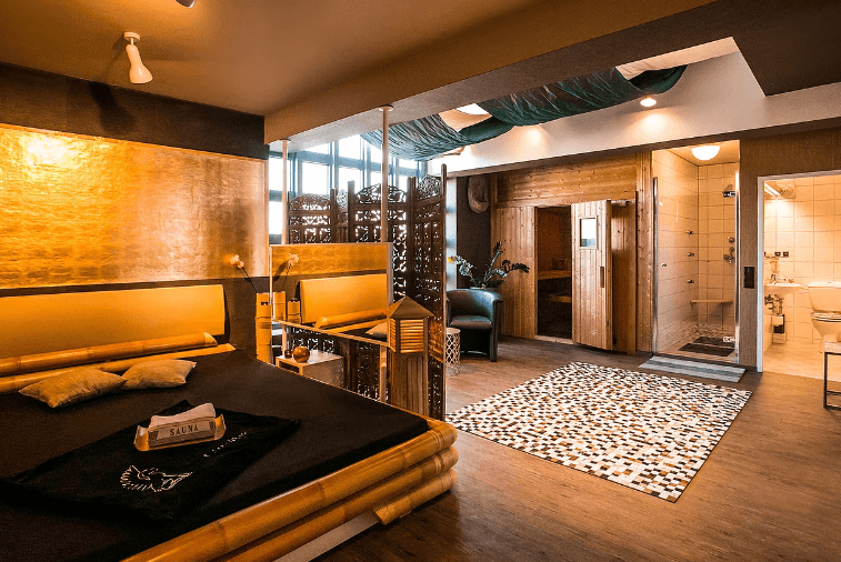 Luxuria Erotic Massages - Erotic Massage in Berlin, Germany