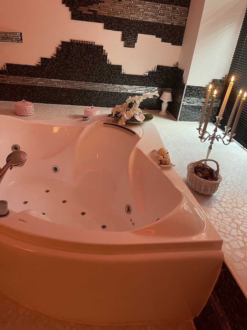 My Lady Erotik Massagestudio - Erotic Massage in Berlin, Germany
