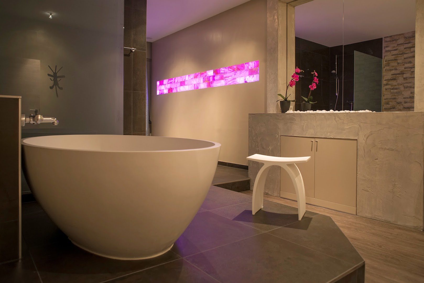 Ngel Massagen & Spa - Erotic Massage in Berlin, Germany