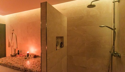 Paris No. 5 - Erotic Massage in Berlin, Germany
