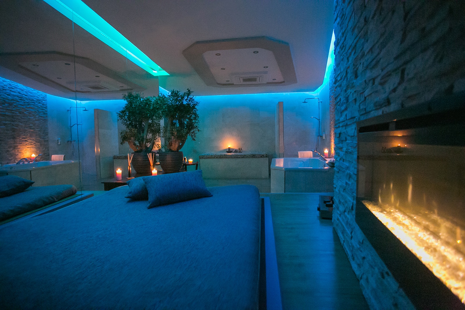 Paris No. 5 - Erotic Massage in Berlin, Germany