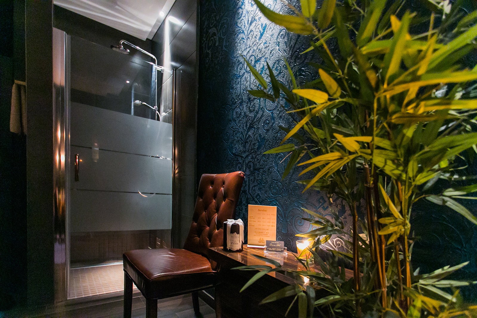 Paris No. 5 - Erotic Massage in Berlin, Germany