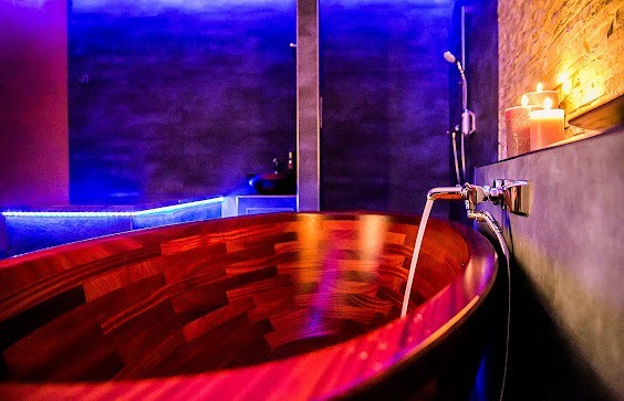 Paris No. 5 - Erotic Massage in Berlin, Germany