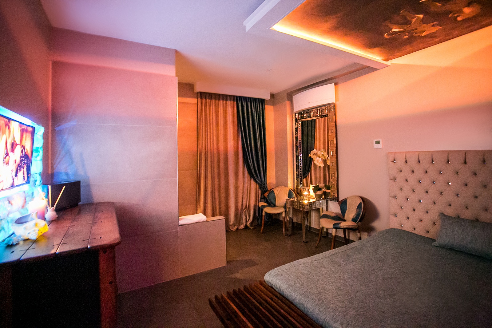 Paris No. 5 - Erotic Massage in Berlin, Germany