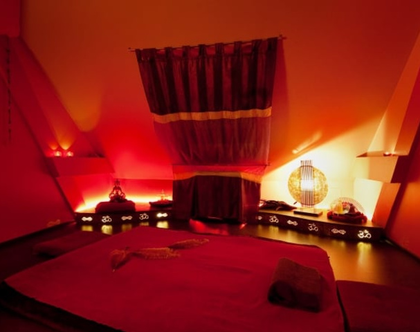 Spiritual Tantra Lounge - Tantra Massage Berlin - Erotic Massage in Berlin, Germany