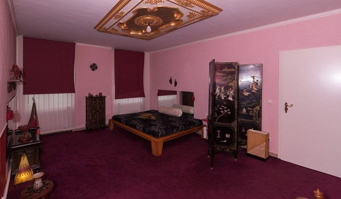 Tantra Wellness Massagen - Erotic Massage in Berlin, Germany