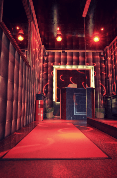 Bonbon Bar Berlin - Nightclub in Berlin, Germany
