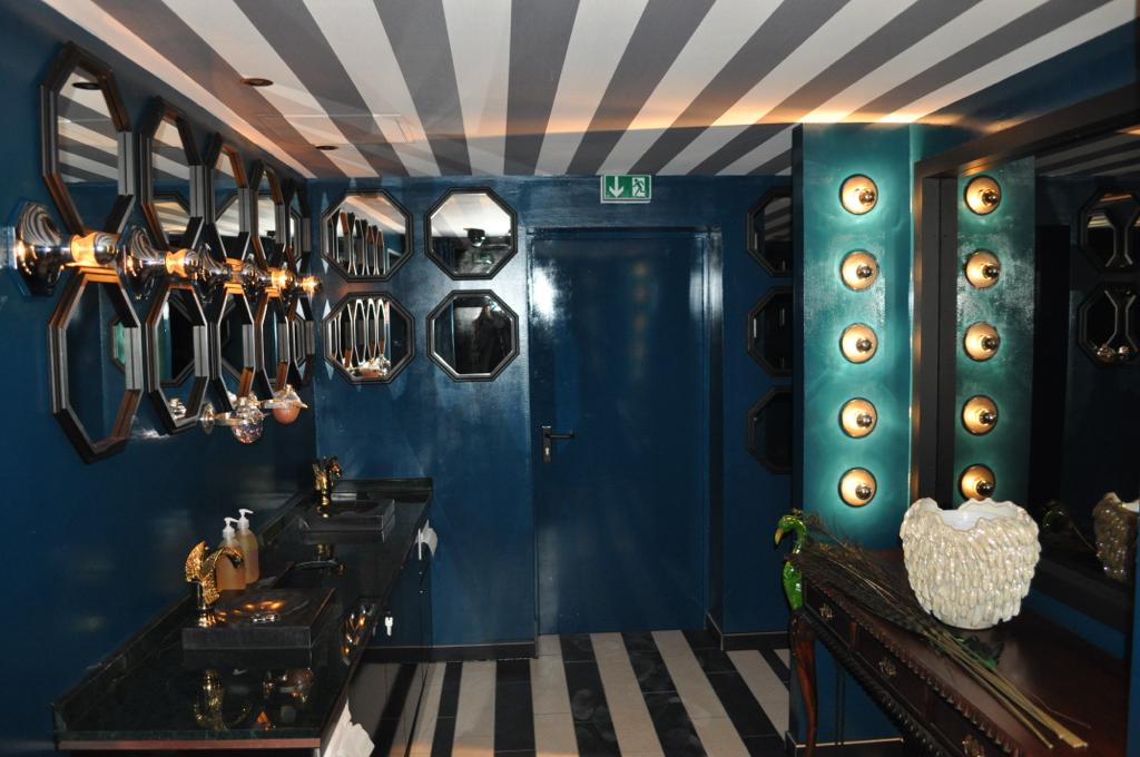 Bonbon Bar Berlin - Nightclub in Berlin, Germany