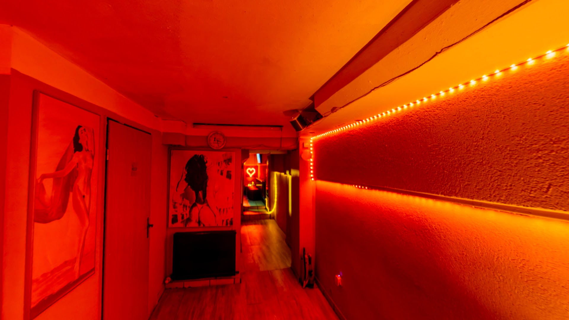 Club 44 - Kino Bar Zimmer - Nightclub in Berlin, Germany