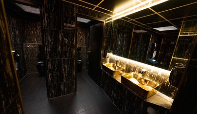 Golden Dolls - Nightclub in Berlin, Germany