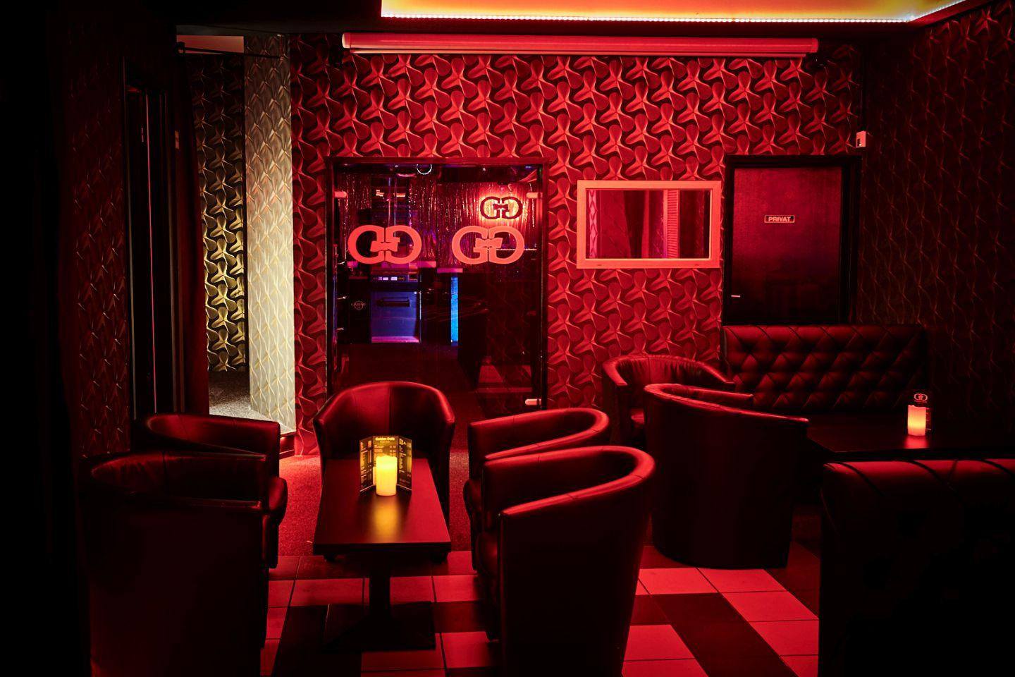 Golden Dolls - Nightclub in Berlin, Germany