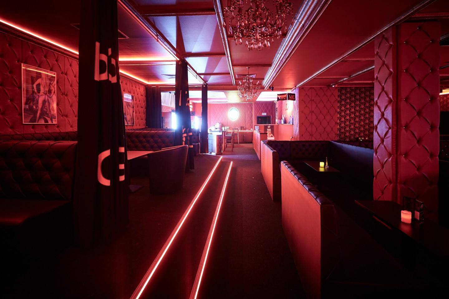 Golden Dolls - Nightclub in Berlin, Germany