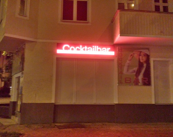 Ha Noi Rotlicht Bar - Nightclub in Berlin, Germany