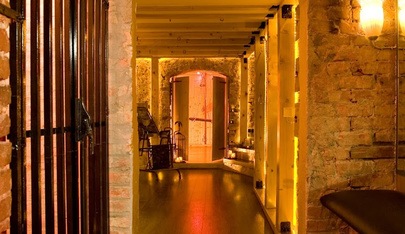 Shibari Bar - Nightclub in Berlin, Germany