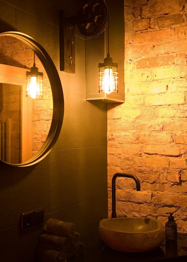 Shibari Bar - Nightclub in Berlin, Germany